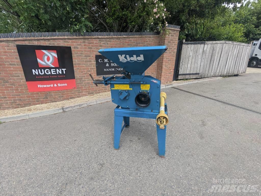  KIDD 6" ROLLER MILL Voermachines