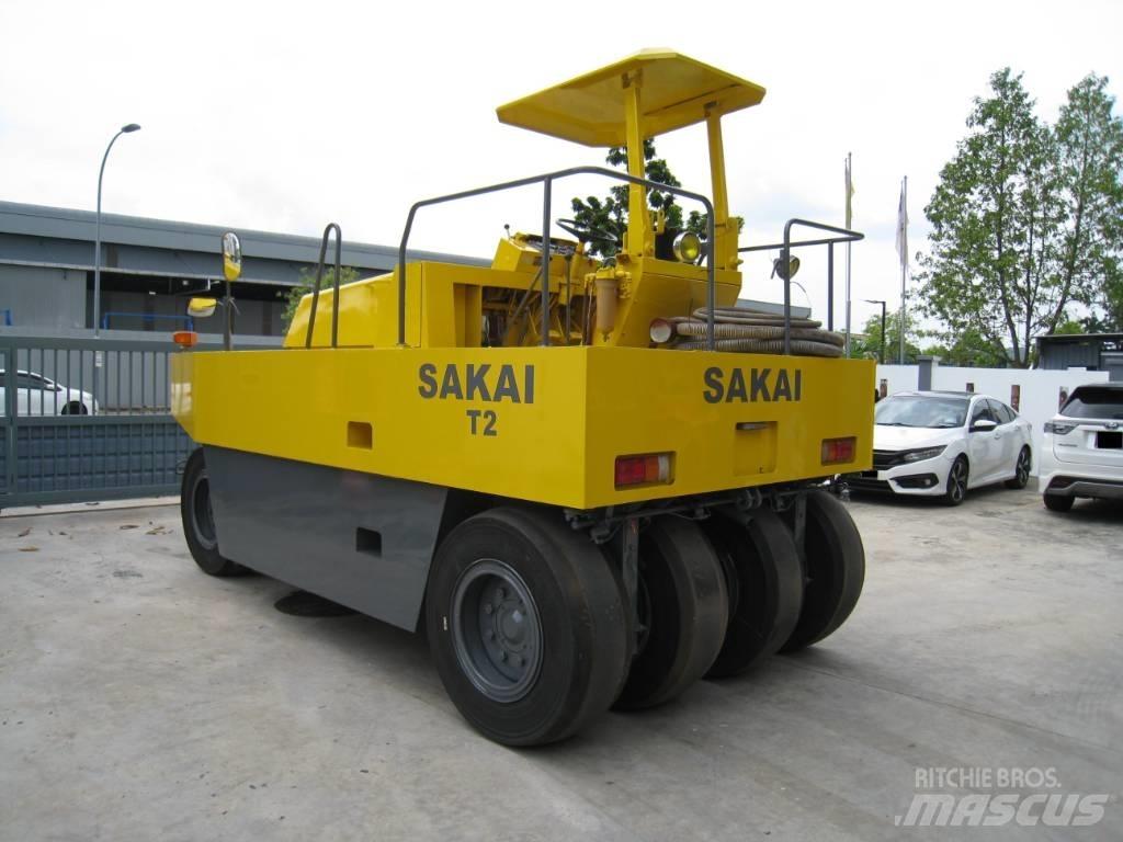 Sakai T2 Bandenwalsen