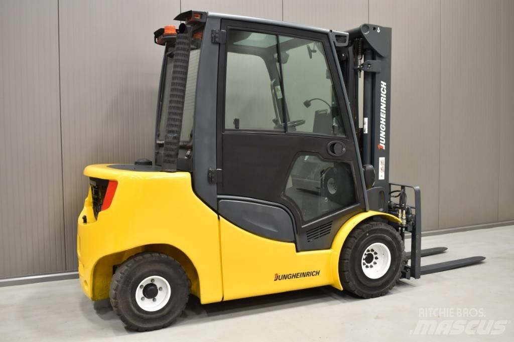 Jungheinrich 435s Diesel heftrucks