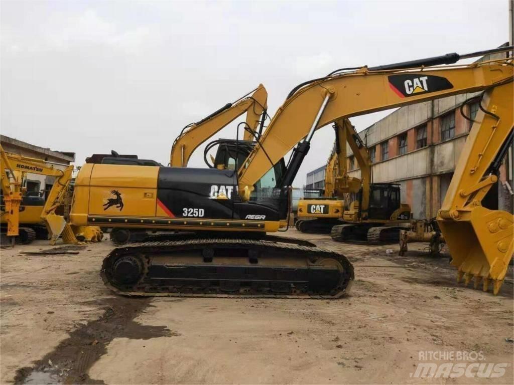 CAT 325 D Rupsgraafmachines