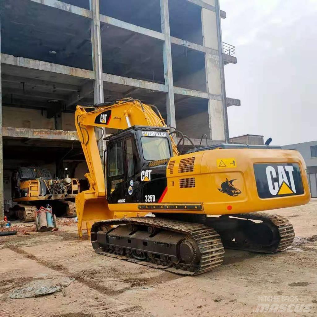 CAT 325 D Rupsgraafmachines
