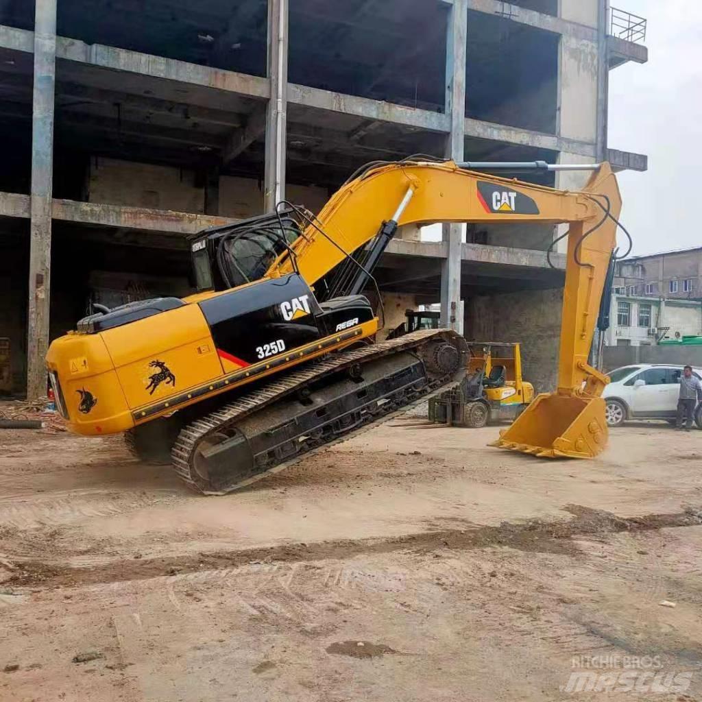 CAT 325 D Rupsgraafmachines