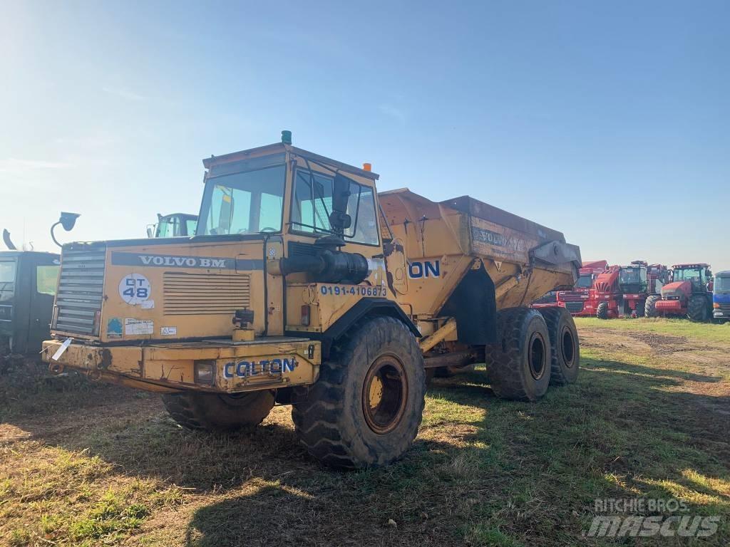 Volvo A 25 C Knik dumptrucks