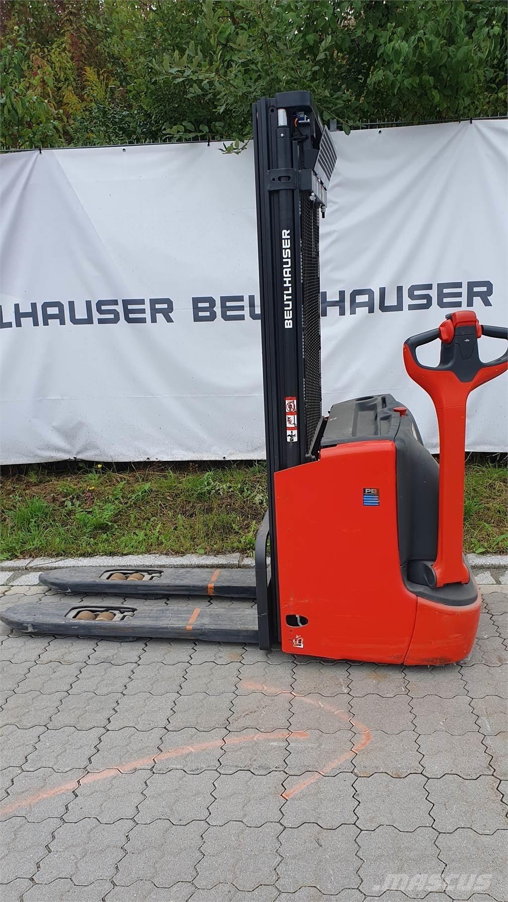 Linde L12i Stapelaar meeloop