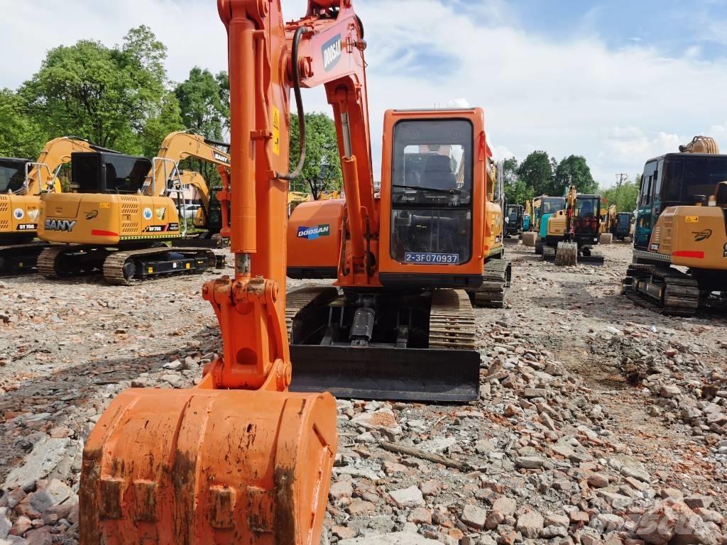 Doosan DX75 Midigraafmachines 7t - 12t