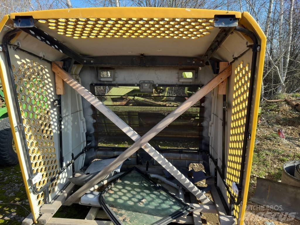 CAT 966 BONNET Chassis en ophanging