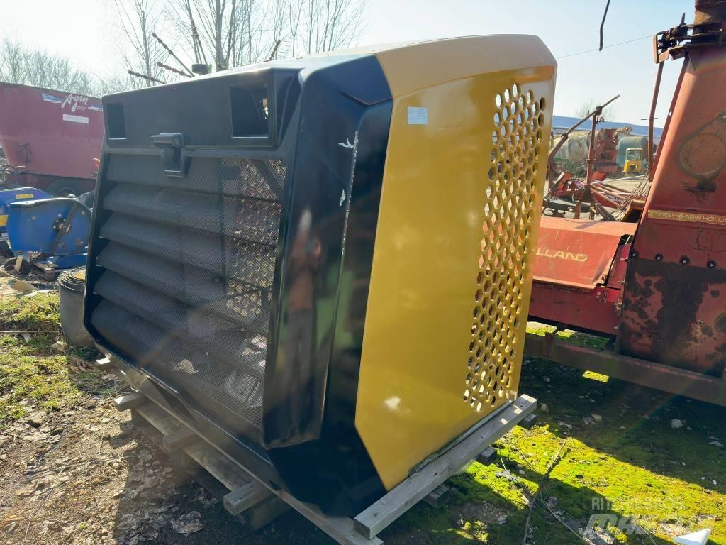 CAT 966 BONNET Chassis en ophanging