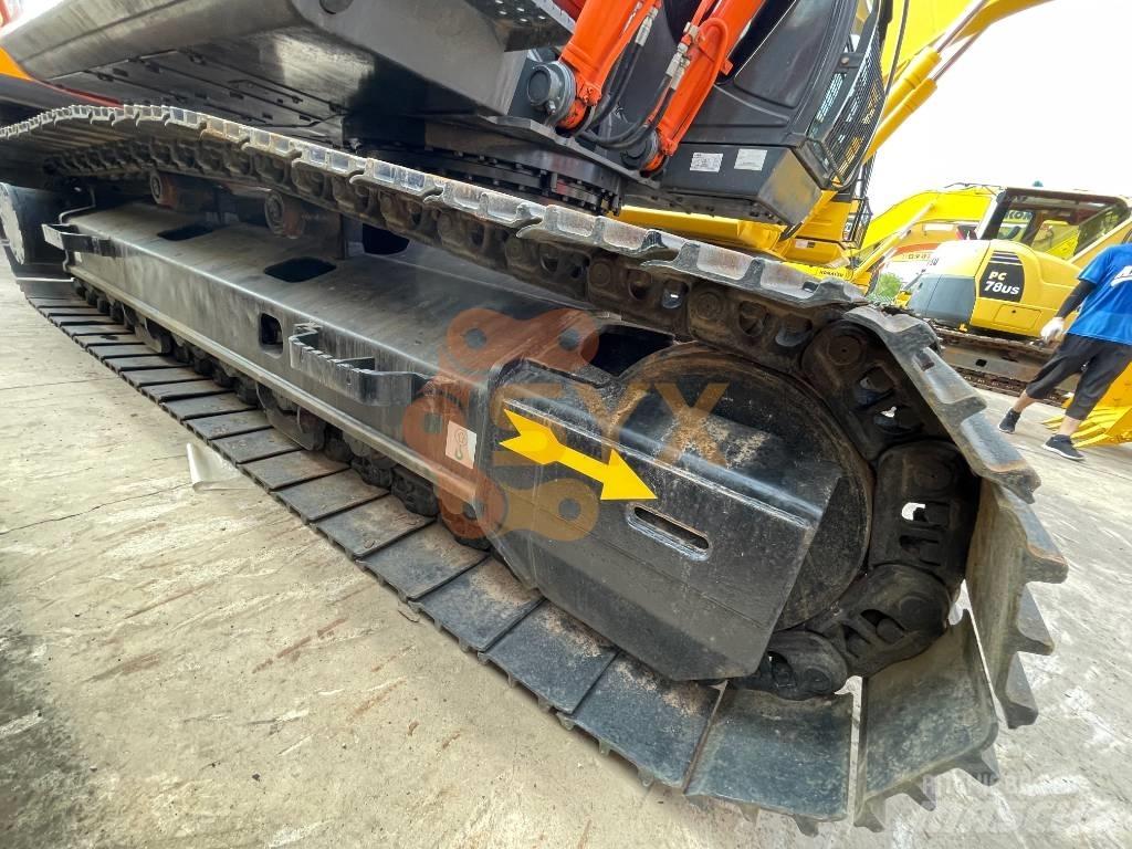 Hitachi ZX 240 Rupsgraafmachines