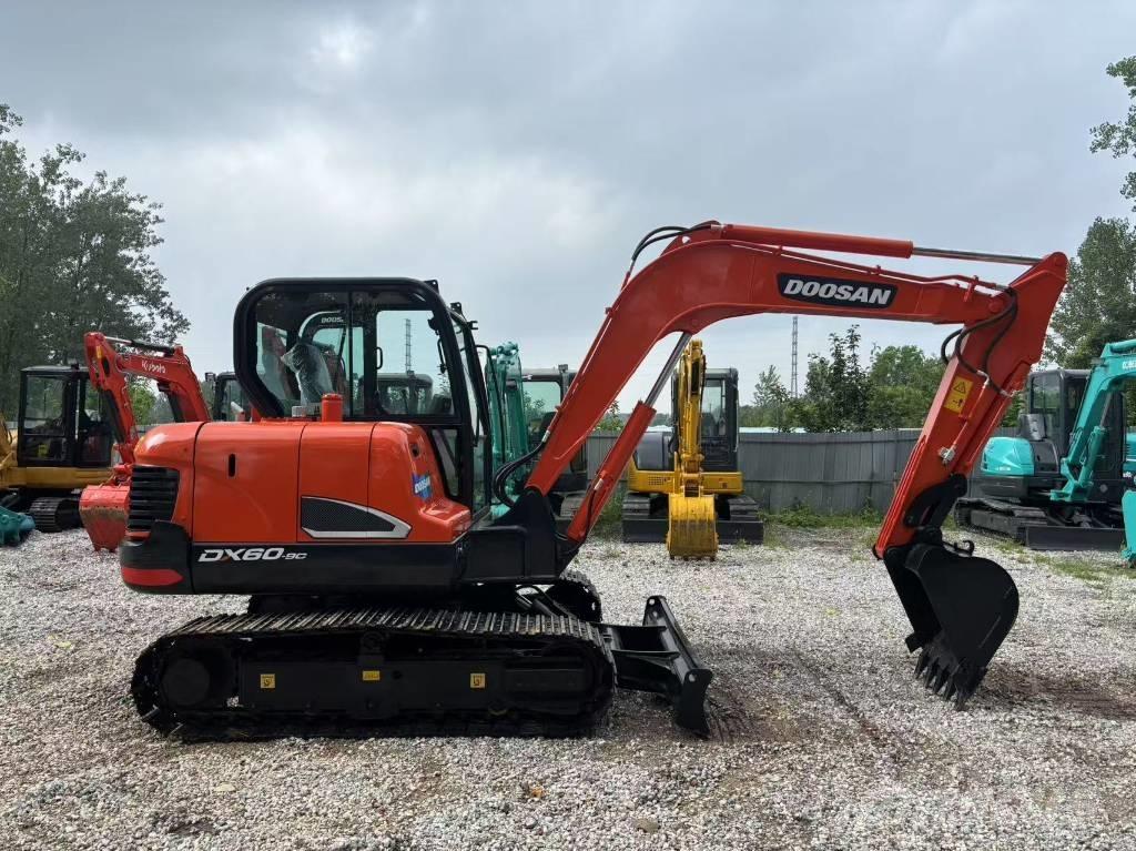 Doosan DX 60 Minigraafmachines < 7t