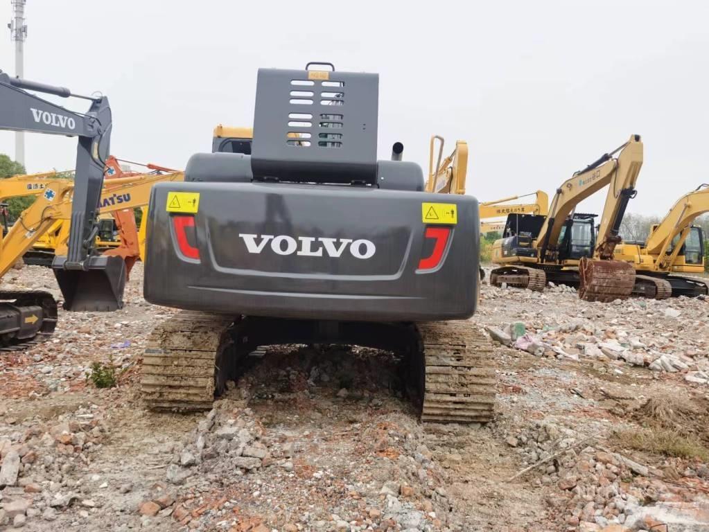 Volvo EC210D Rupsgraafmachines