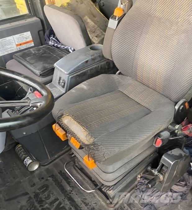 Komatsu HD 405-7 Starre dumptrucks