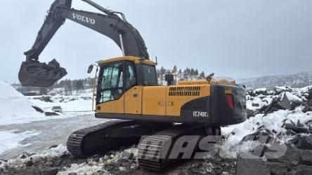 Volvo EC 240 C Rupsgraafmachines