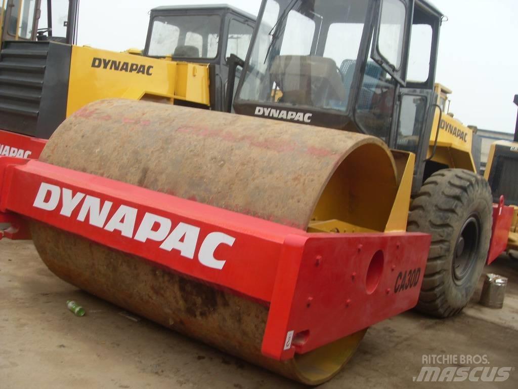 Dynapac CA 251 D Trilrolwalsen