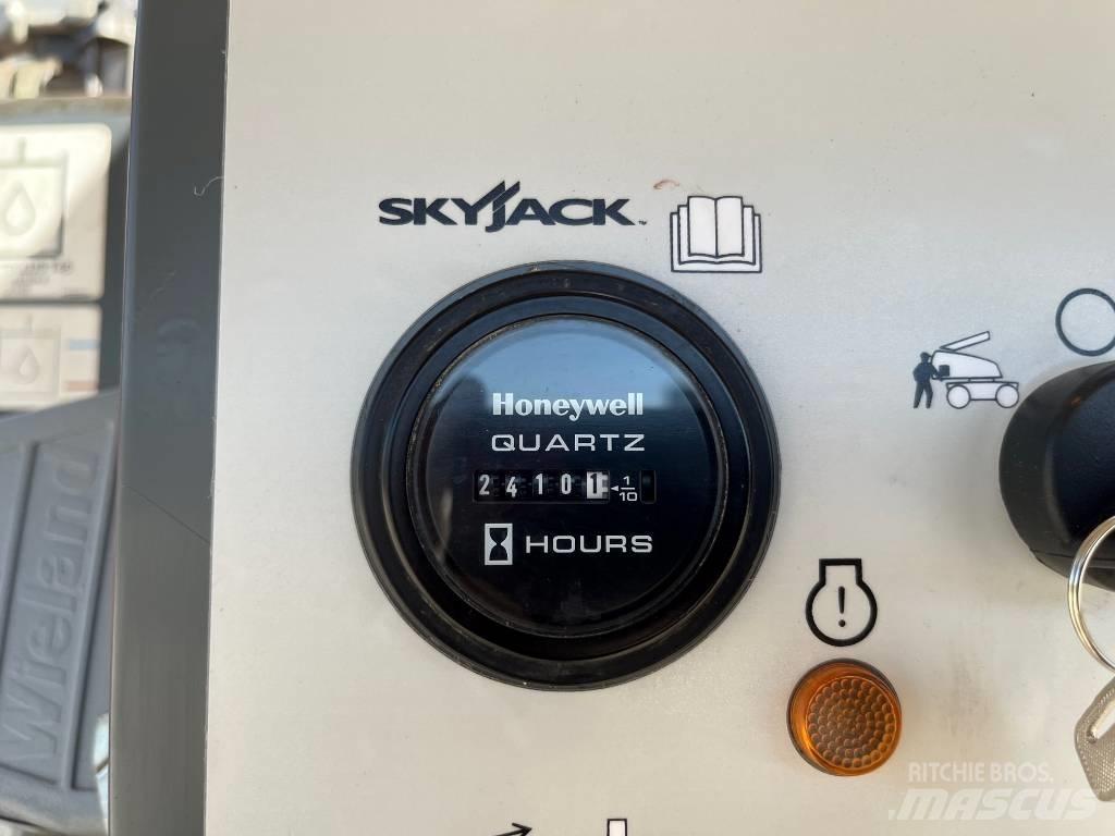 SkyJack SJ63AJ Knikarmhoogwerkers
