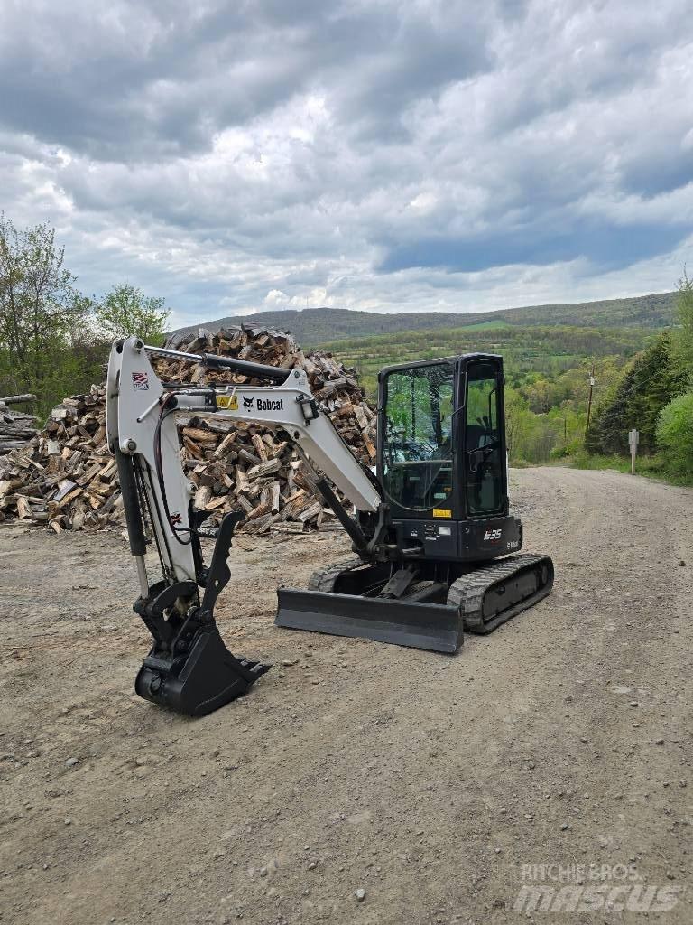 Bobcat E35 Minigraafmachines < 7t