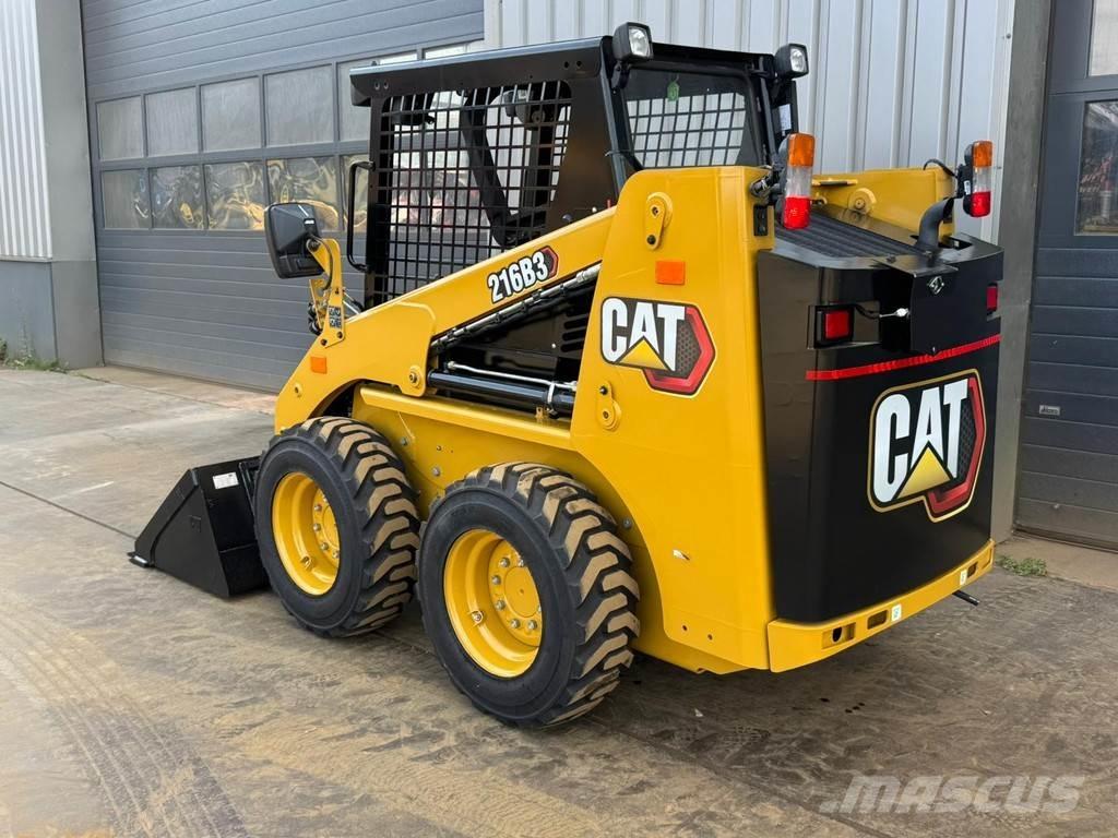 CAT 216B3 Wielladers