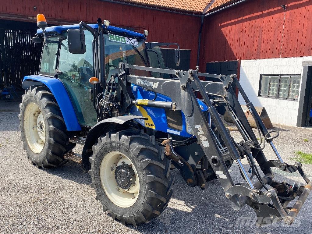 New Holland T 5040 Tractoren