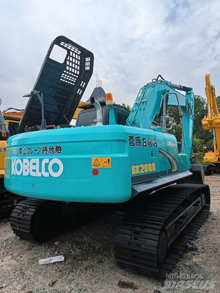 Kobelco SK 200D Midigraafmachines 7t - 12t