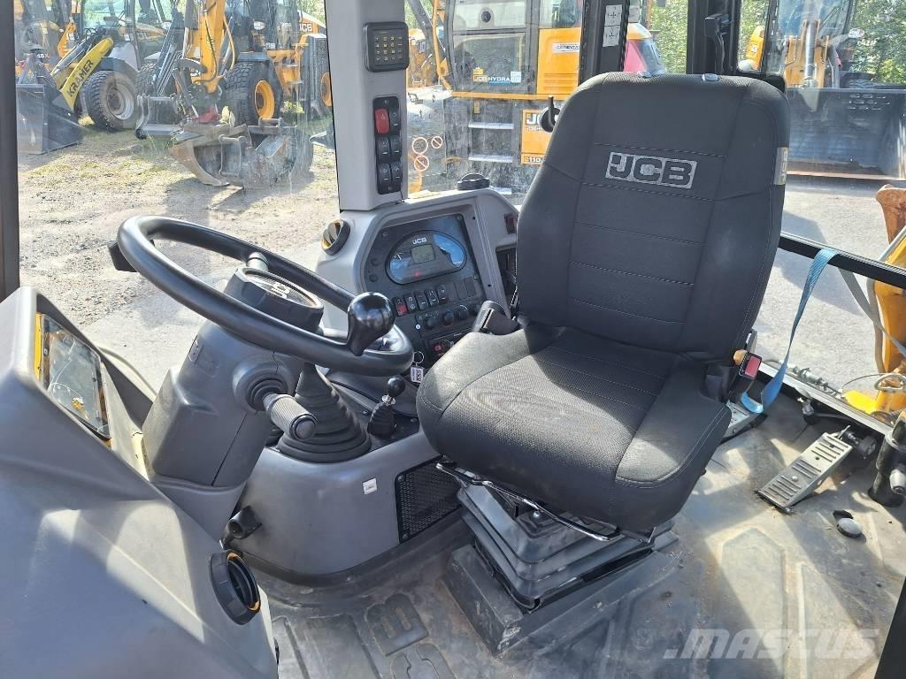 JCB 3 CXE Compact Graaf-laadcombinaties