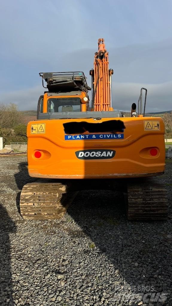 Doosan Dx140 Wielgraafmachines
