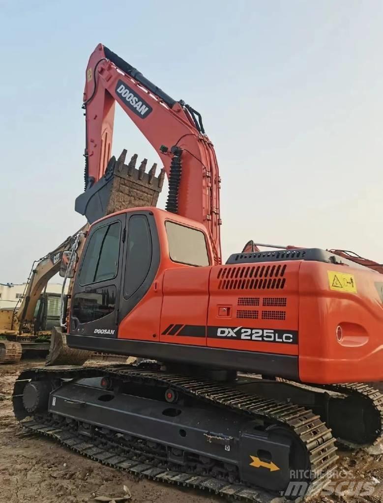 Doosan DX225 Rupsgraafmachines