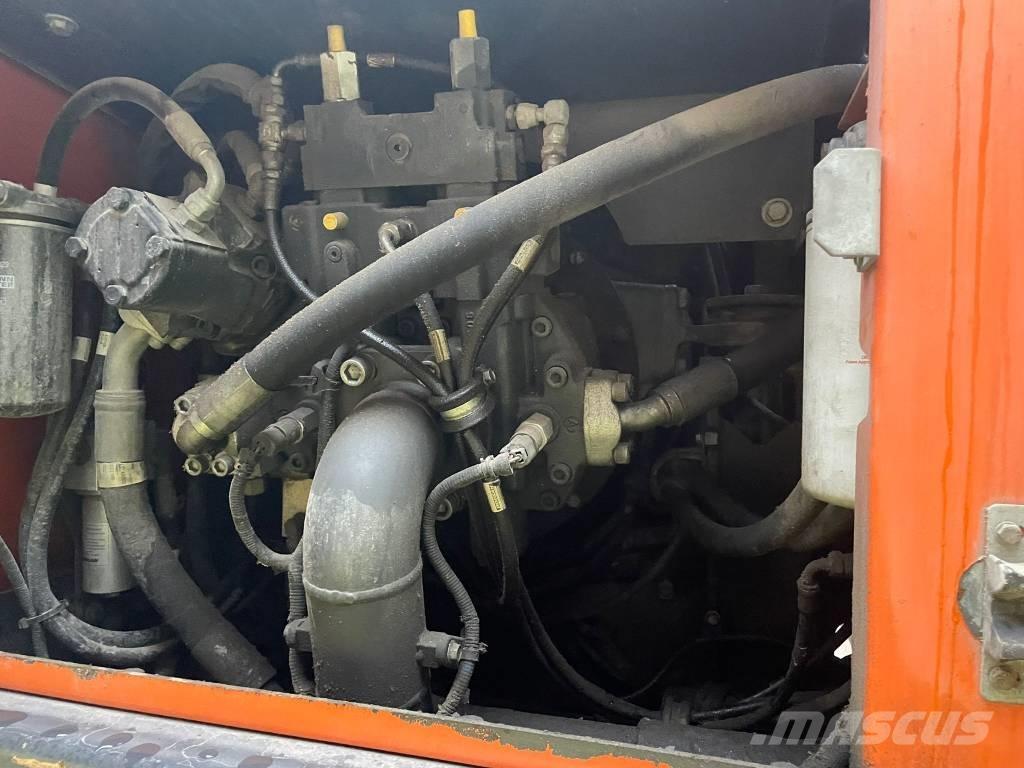 Doosan DX 210 W - 5 Wielgraafmachines