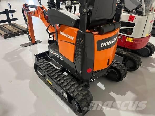 Doosan DX 10 Z Minigraafmachines < 7t