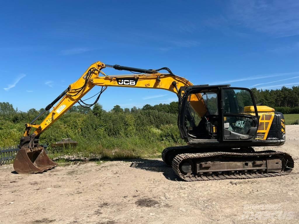 JCB JS 130 LC Rupsgraafmachines