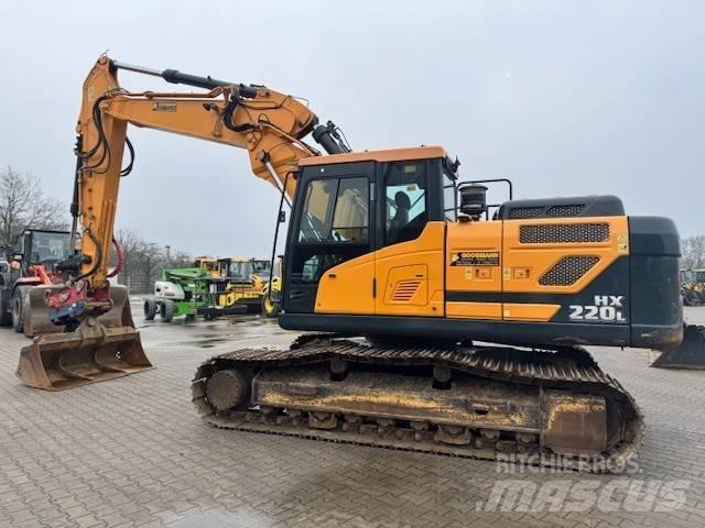 Hyundai HX 220 L Rupsgraafmachines