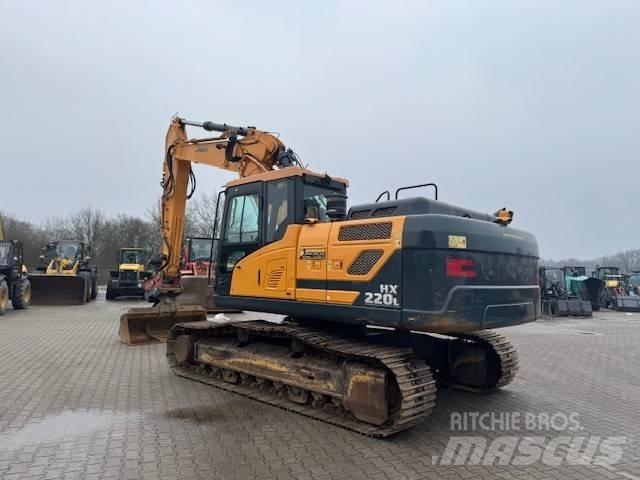 Hyundai HX 220 L Rupsgraafmachines