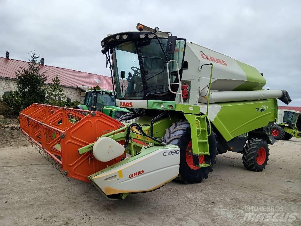CLAAS Tucano 340 Maaidorsmachines