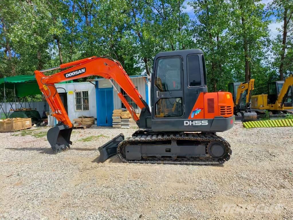 Doosan DH 55 Minigraafmachines < 7t