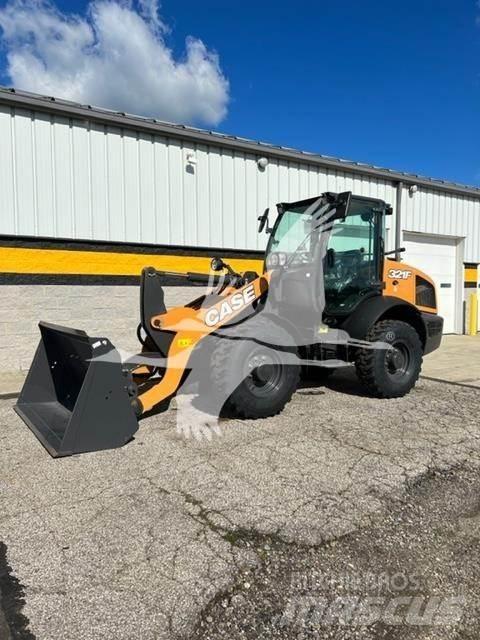 CASE 321F Wielladers