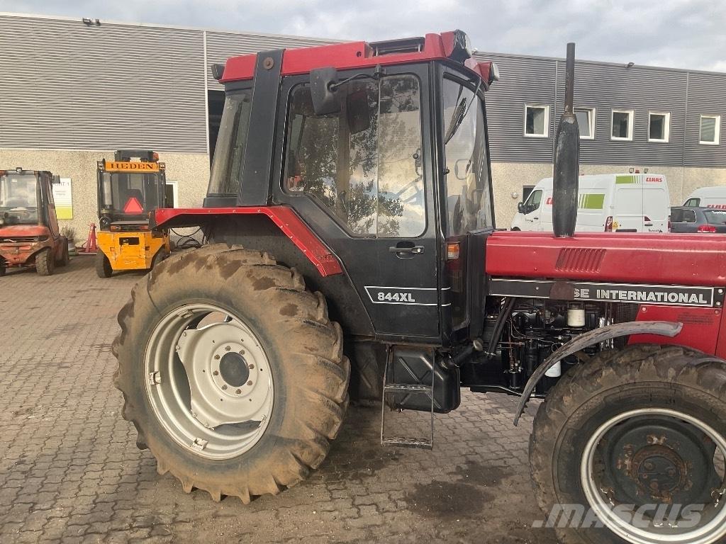 Case IH 844 xla Tractoren