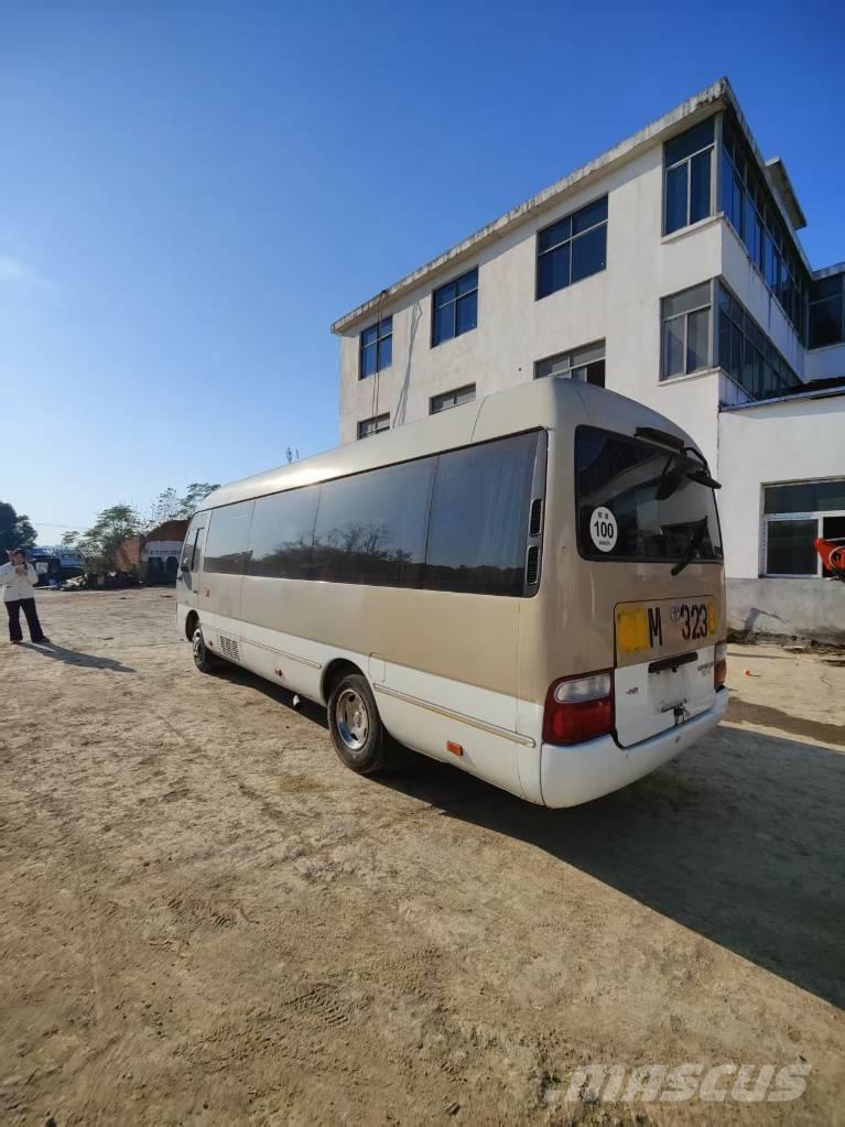 Toyota Coaster Intercitybussen