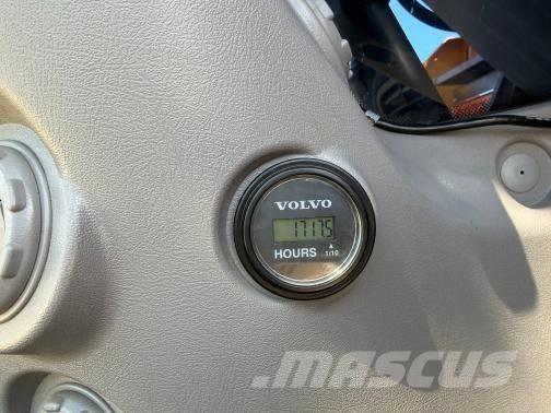 Volvo EC 300 E Rupsgraafmachines