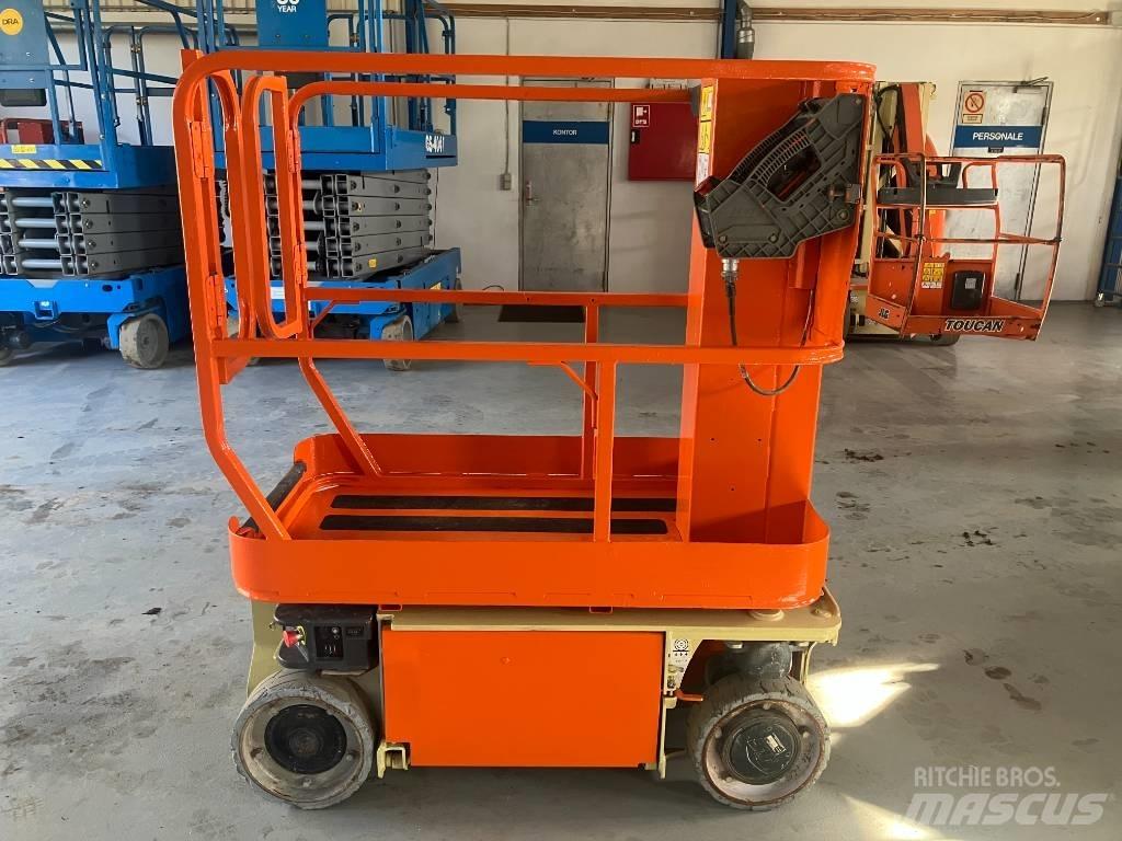 JLG 1230 ES Personenliften en invalideliften