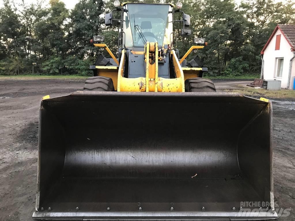 Komatsu WA320-5H Wielladers