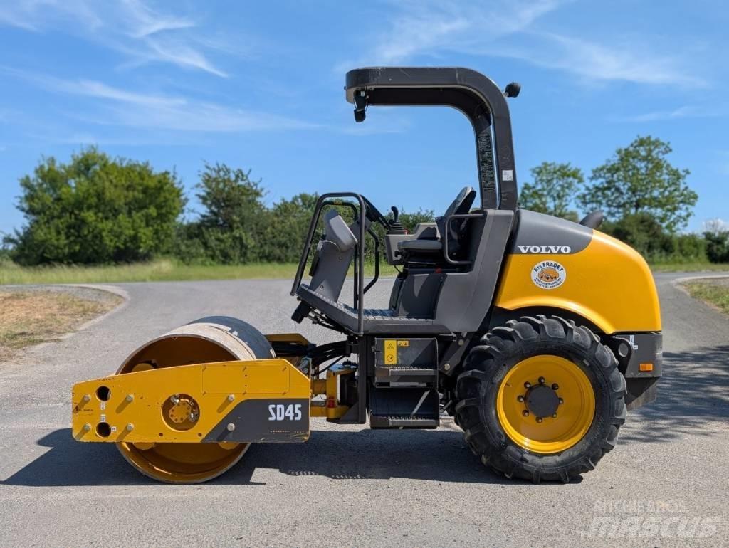 Volvo SD 45 Trilrolwalsen