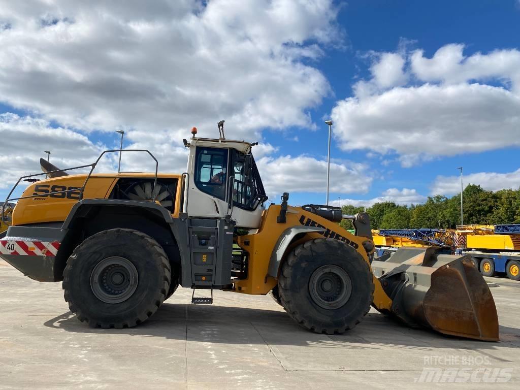 Liebherr L 586 Wielladers
