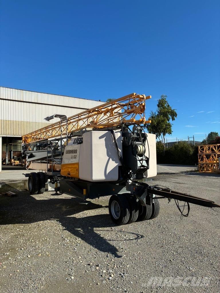 Liebherr L1-32 Torenkranen