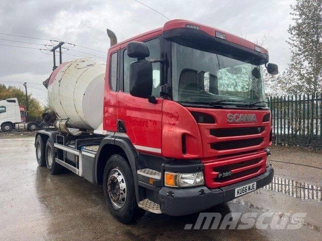 Scania P 320 Betonmixers en pompen