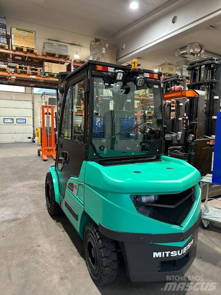 Mitsubishi FD35N3 Diesel heftrucks