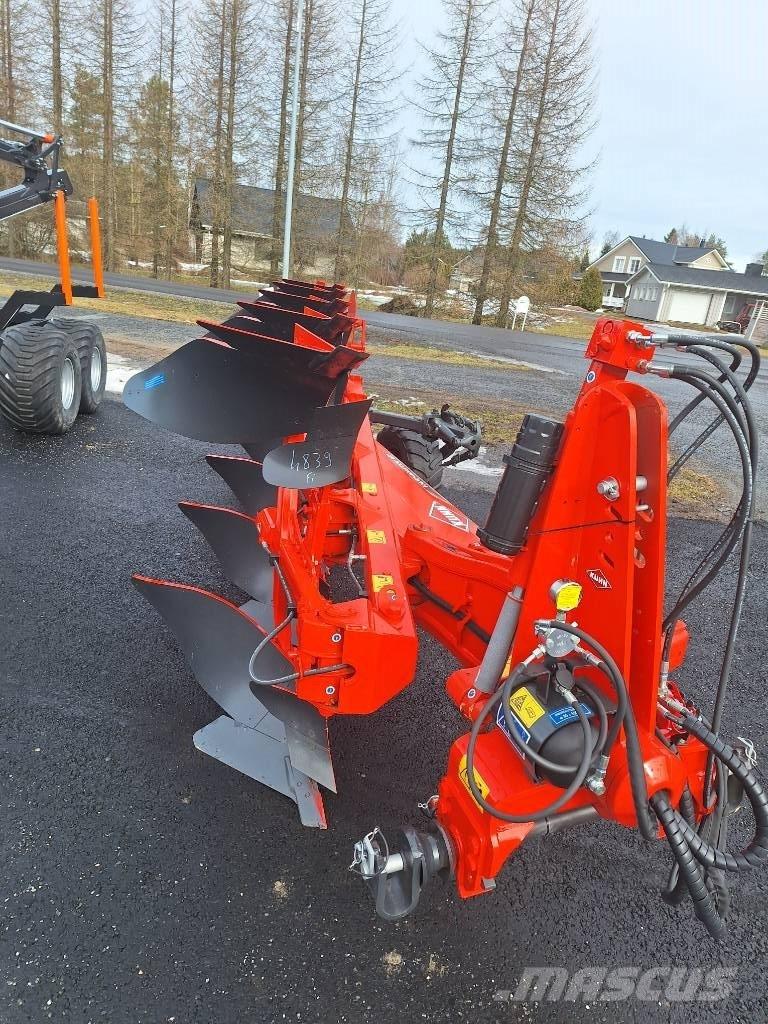 Kuhn Vari-Master 123 Wentelploegen