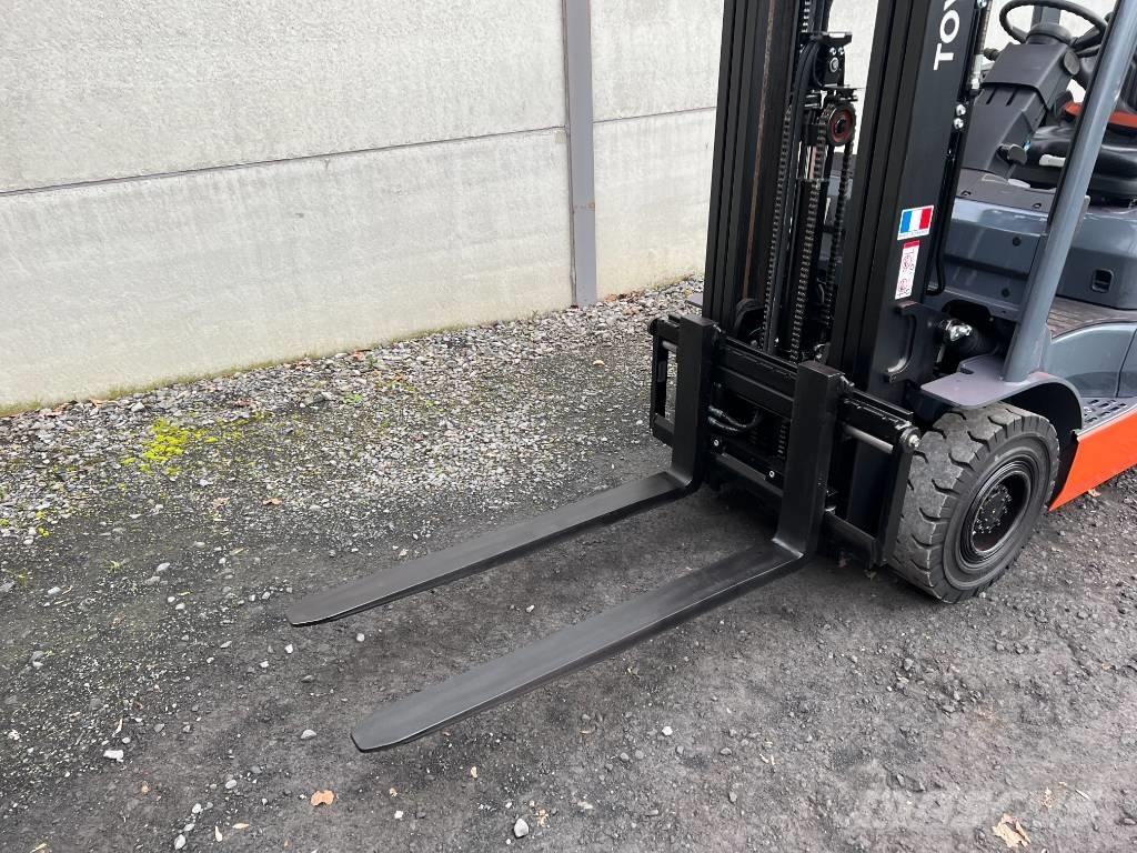 Toyota 02-8 FGF 15 LPG heftrucks