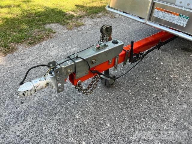 JLG T 350 Aanhanger hoogwerkers