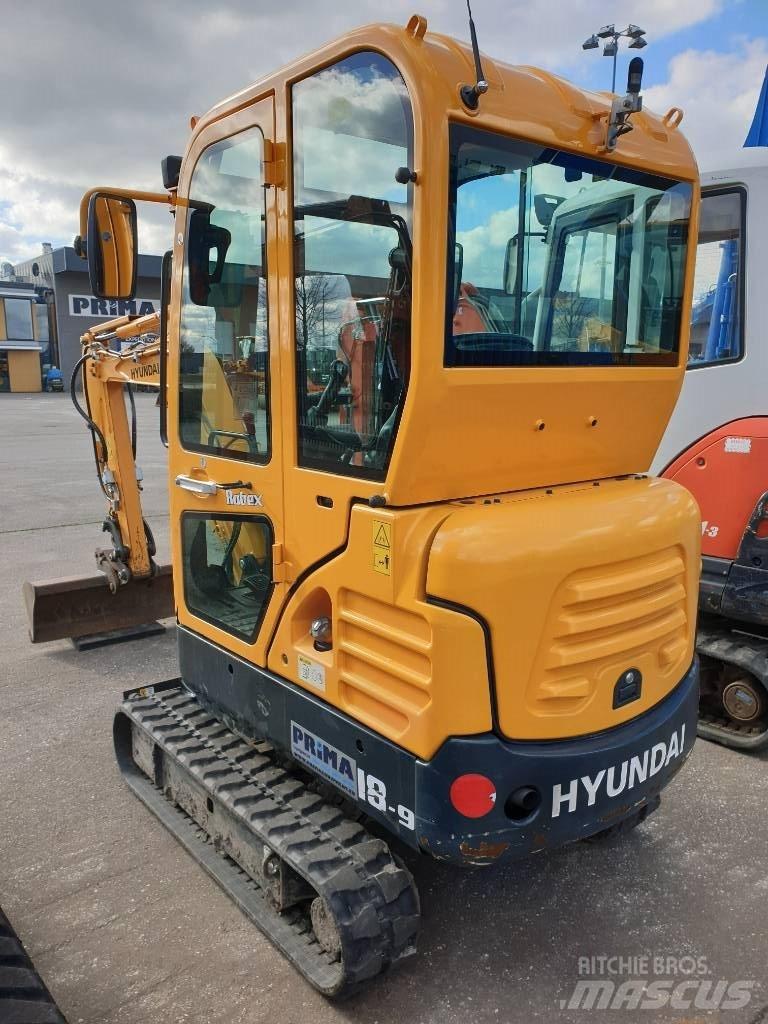 Hyundai R18-9 Minigraafmachines < 7t
