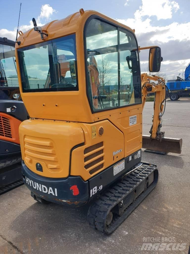 Hyundai R18-9 Minigraafmachines < 7t