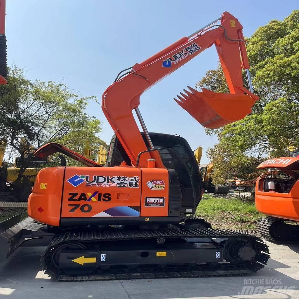 Hitachi ZX 70 Rupsgraafmachines