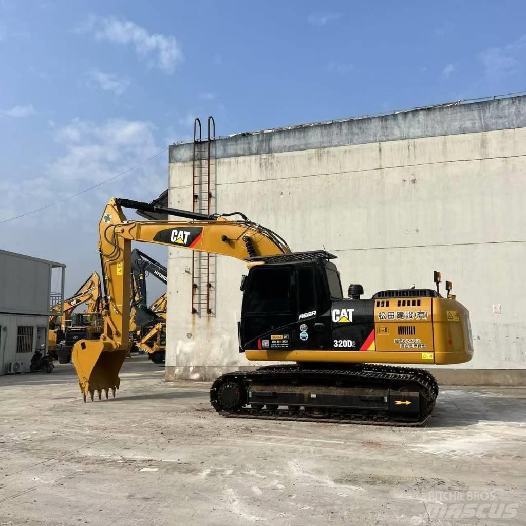 CAT 320D2 Midigraafmachines 7t - 12t